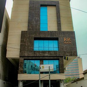 Rr Mount Elite Suites